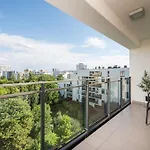 Saska With View By Bookinghost ורשה