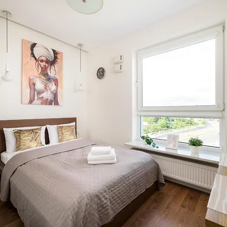 Saska With View By Bookinghost Appartement