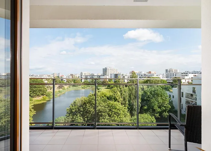 Apartment Saska With View By Bookinghost Warschau